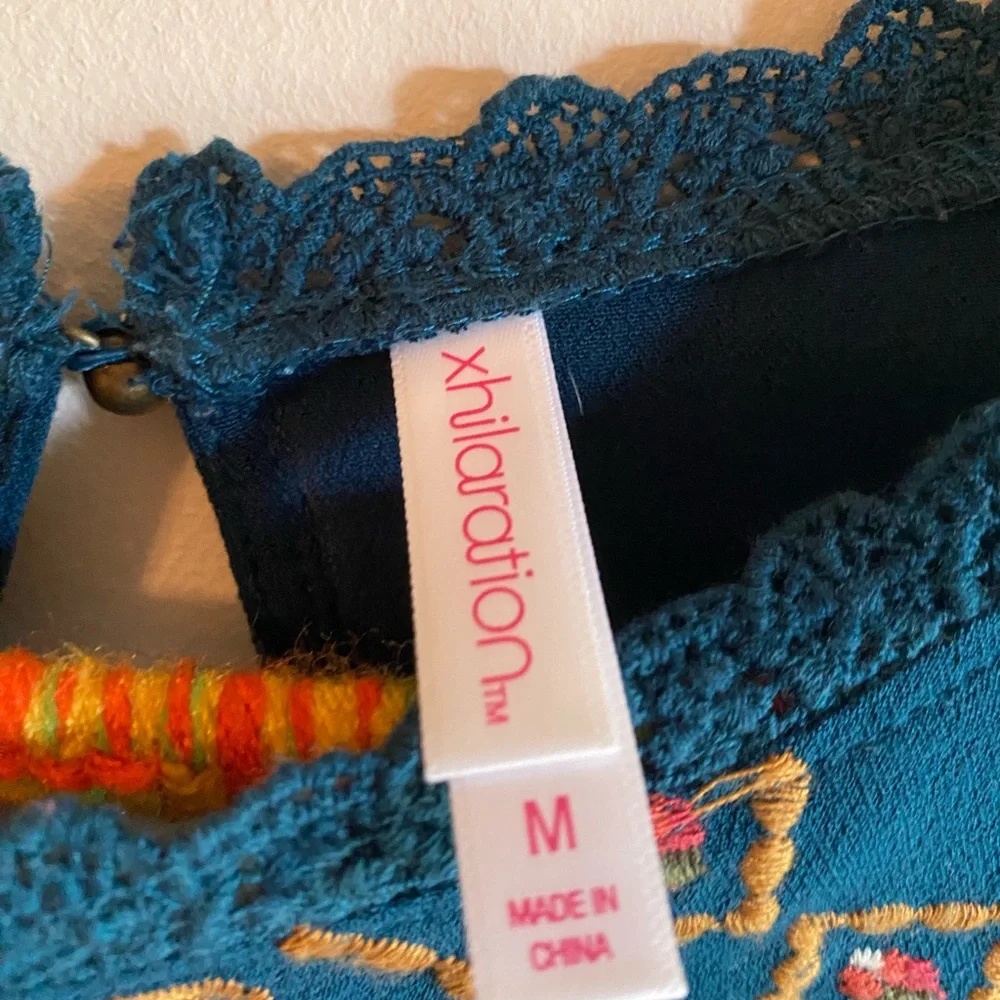 Embroidered Top - Picture 2 of 3